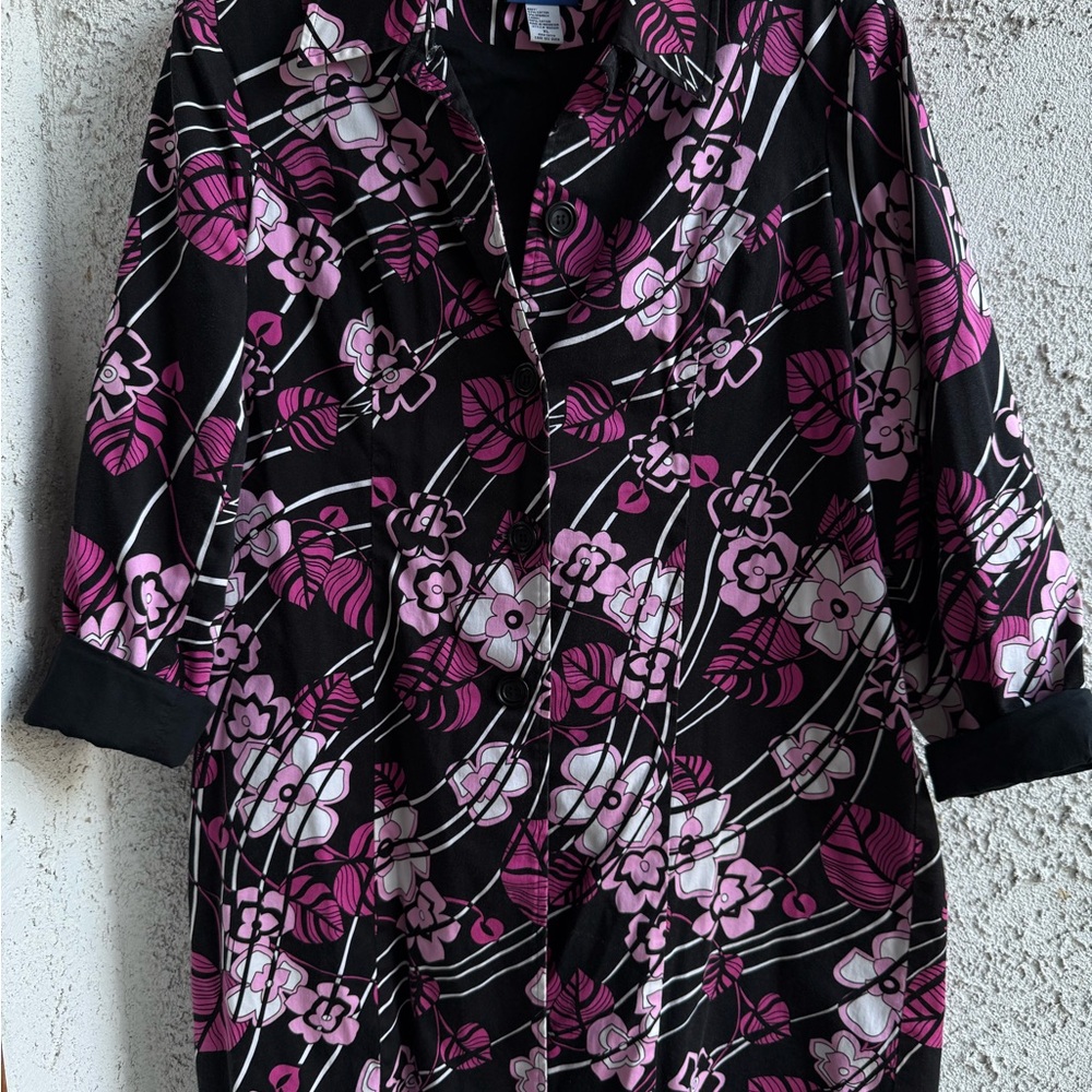Women's XL Black & Pink Floral Button-Up Car Coat/jacket